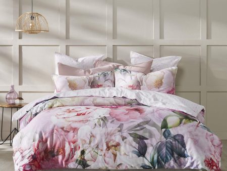 Summer Daze Pink Quilt Cover Set by Logan & Mason For Sale