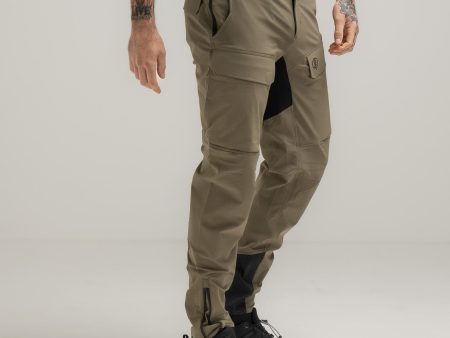 STRIKE PANTS Online now