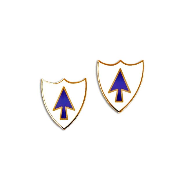 U.S. Army 26th Infantry Regiment Unit Crest (Pair) For Sale